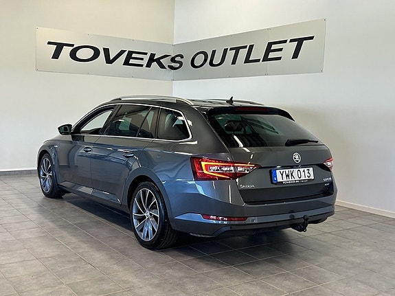 Skoda Superb 4 of 5