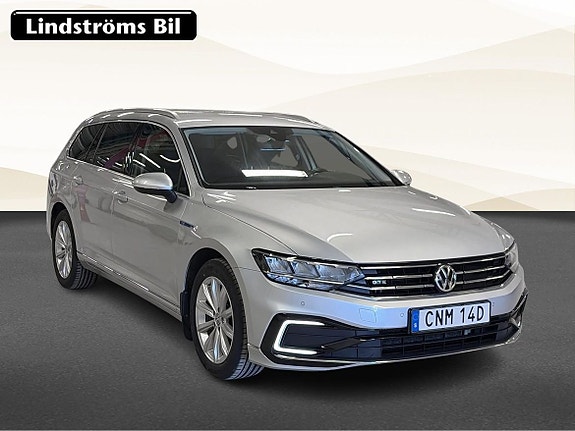 Volkswagen Passat 3 of 5