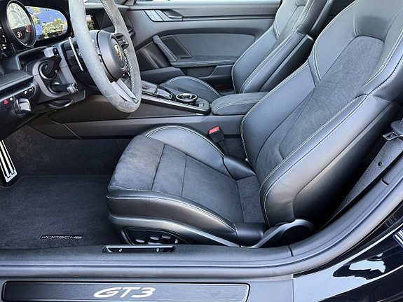 Porsche 911 3 of 3