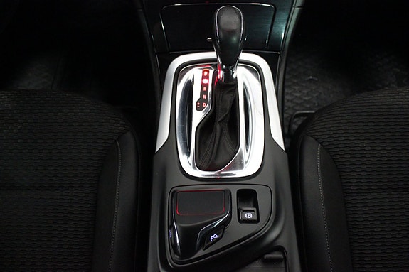 Opel Insignia 19 of 26
