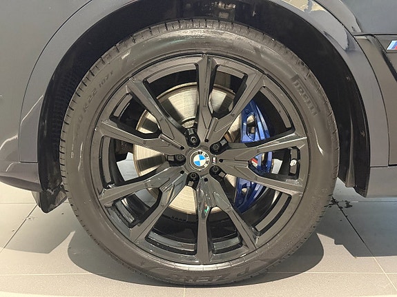 BMW X7 5 of 5