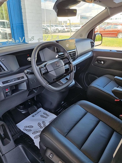 Toyota Proace 7 of 12