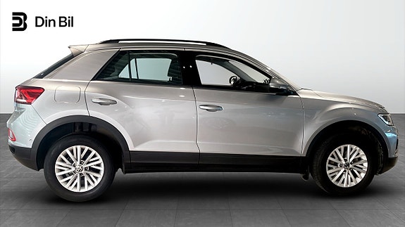Volkswagen T-Roc 2 of 5