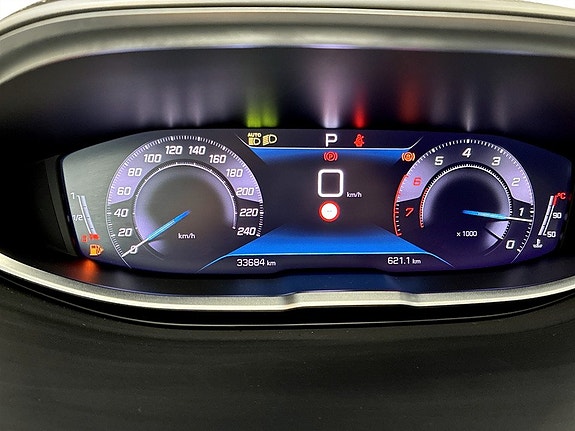 Peugeot 3008 8 of 15