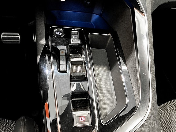 Peugeot 3008 10 of 15