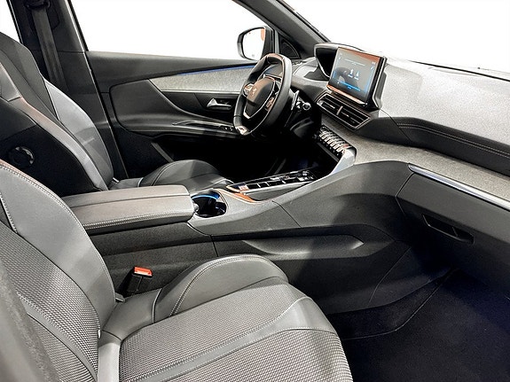 Peugeot 3008 11 of 15