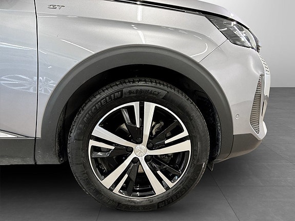 Peugeot 3008 14 of 15