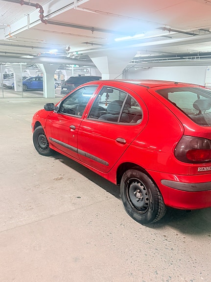 Renault Megane I 4 of 5