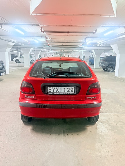 Renault Megane I 3 of 5