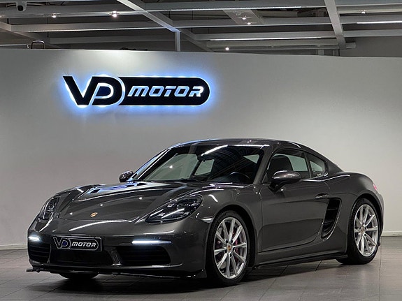 Porsche 718 Cayman S