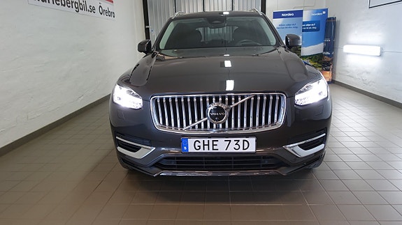 Volvo XC90 3 of 5