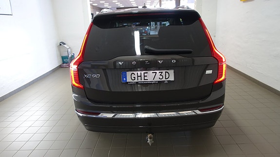 Volvo XC90 9 of 28