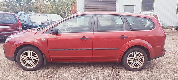 Ford Focus 2 of 5