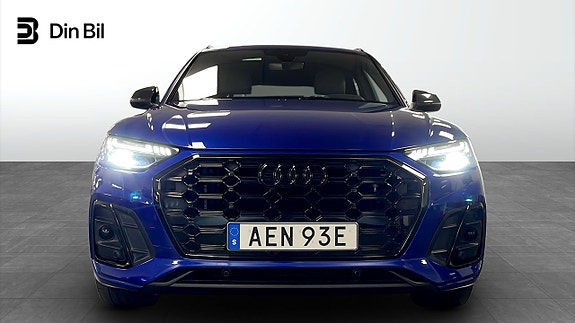 Audi SQ5 4 of 5