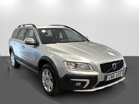 Volvo XC70 3 of 5