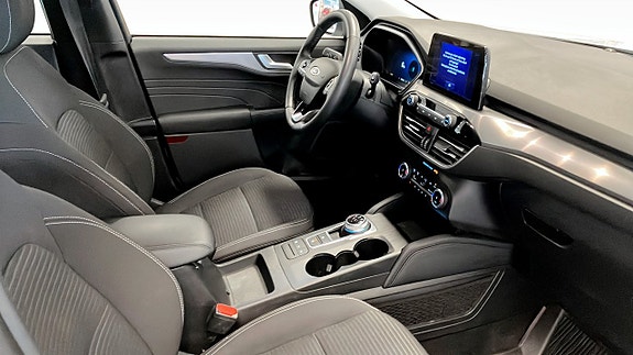 Ford Kuga 3 of 12