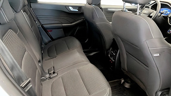 Ford Kuga 5 of 12