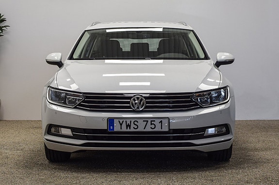 Volkswagen Passat 4 of 5