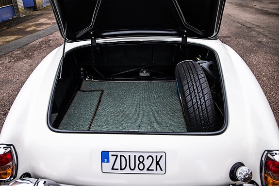 Mercedes-Benz 190 SL 4 of 5