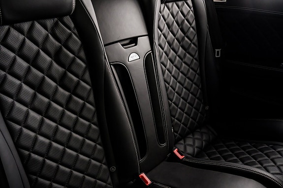 Bentley Continental GTC 15 of 30