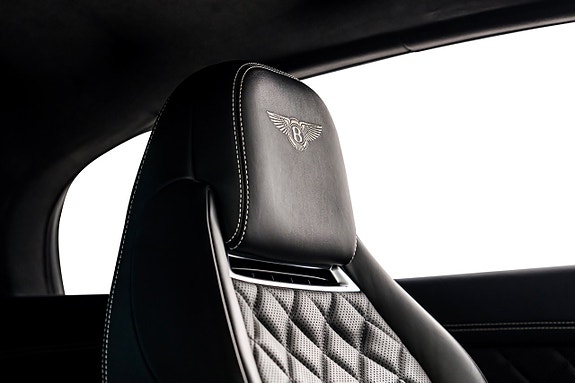 Bentley Continental GTC 29 of 30
