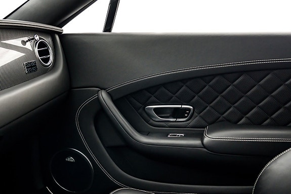 Bentley Continental GTC 17 of 30
