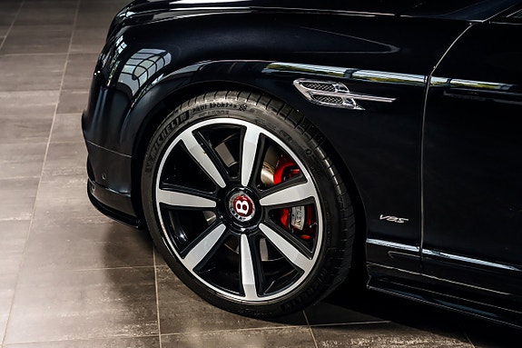 Bentley Continental GTC 11 of 30
