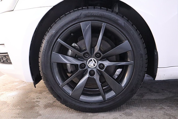 Skoda Octavia 9 of 21