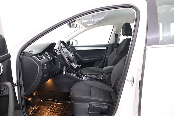 Skoda Octavia 11 of 21