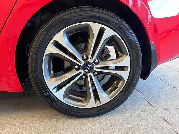 Kia Ceed 30 of 30