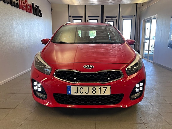 Kia Ceed 4 of 30