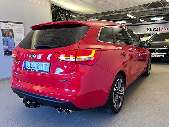 Kia Ceed 10 of 30