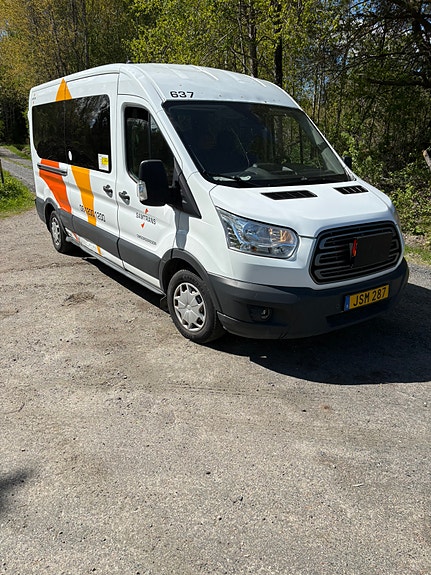 Ford Transit 2 of 5