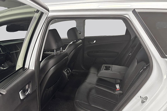 Kia Optima 9 of 14