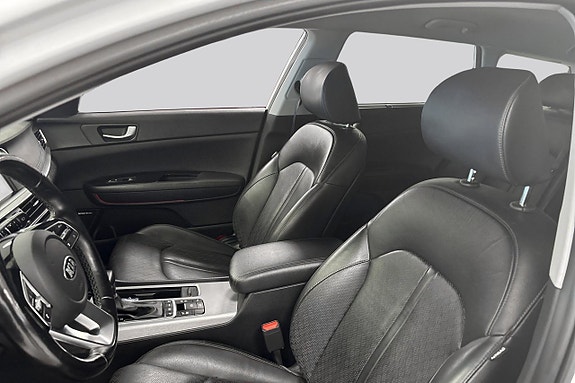 Kia Optima 10 of 14