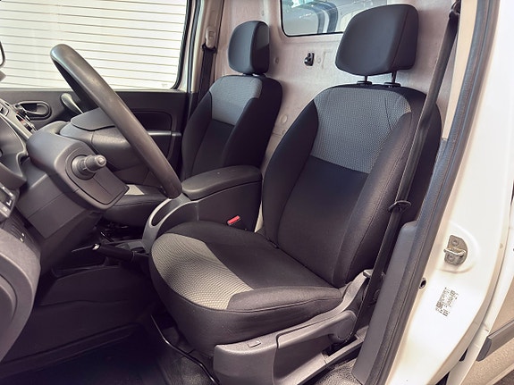 Renault Kangoo Express 12 of 20