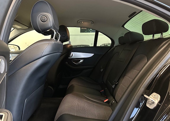 Mercedes-Benz C220 d 9 of 16