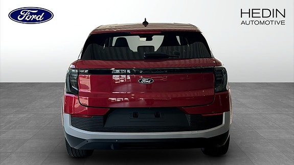 Ford Explorer 7 of 9