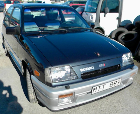 Suzuki Swift 2 of 30
