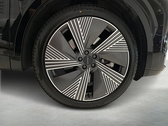 Lynk & Co 08 9 of 14