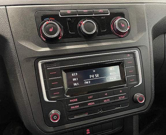 Volkswagen Caddy 14 of 16
