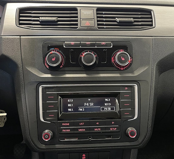 Volkswagen Caddy 13 of 16