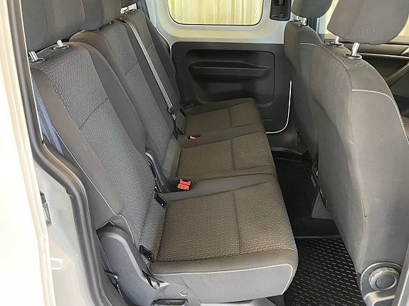 Volkswagen Caddy 11 of 16