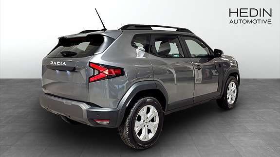Dacia Duster 2 of 9