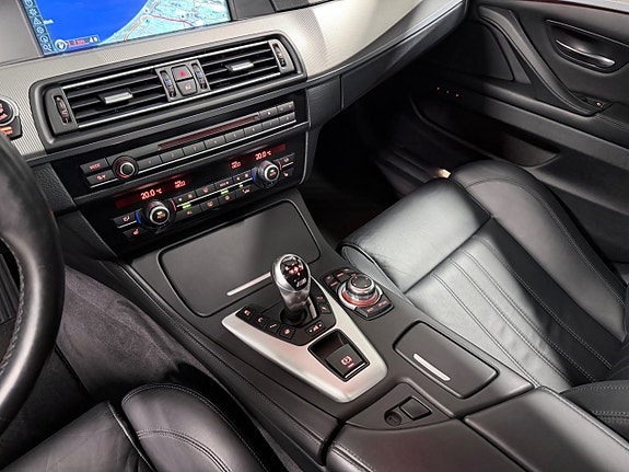 BMW M5 17 of 30
