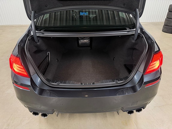 BMW M5 30 of 30