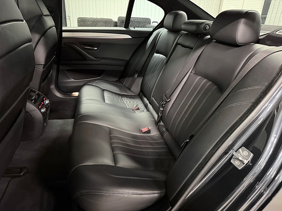 BMW M5 13 of 30