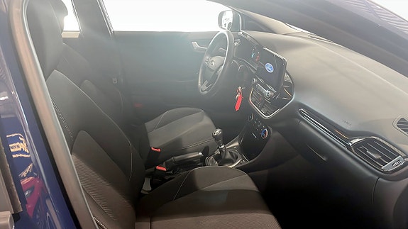 Ford Puma 3 of 9