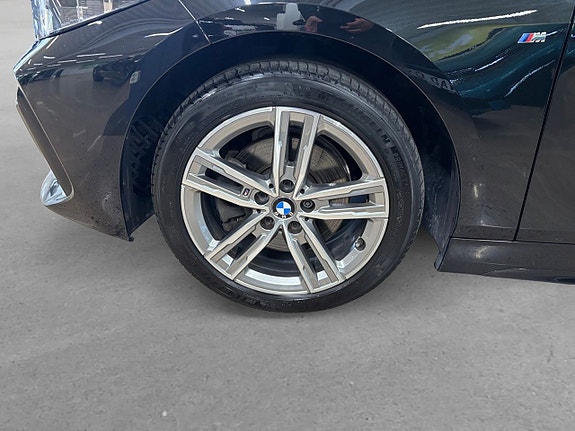 BMW 118i 8 of 20