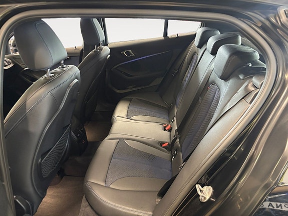 BMW 118i 15 of 20